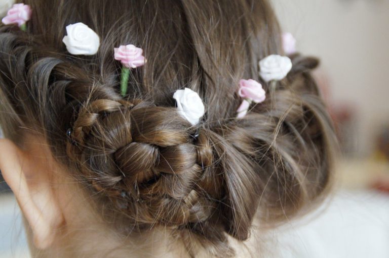 Great Wedding Hair Ideas for Guests to Try