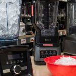 High-powered smoothie blender crushing ice and frozen fruit into a creamy smoothie, ideal for home kitchens in Texas